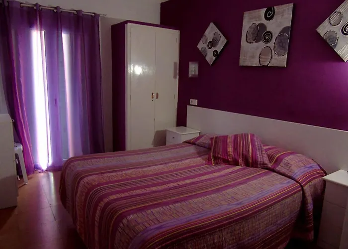 Pensio Torrent 3* L' Escala